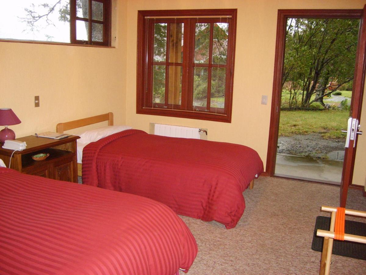 Yan Kee Way Lodge Bungalow Пуэрто-Варас Экстерьер фото